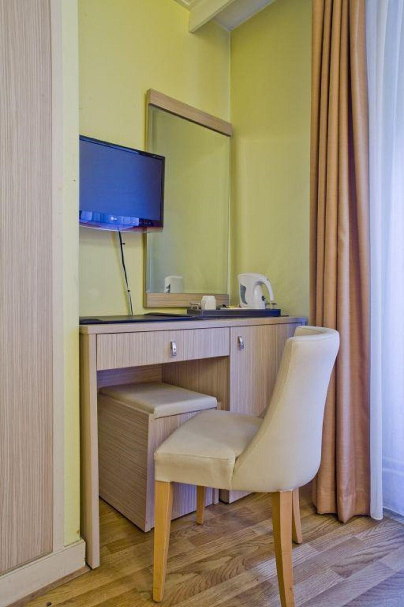 Hotel Lebron Париж Экстерьер фото