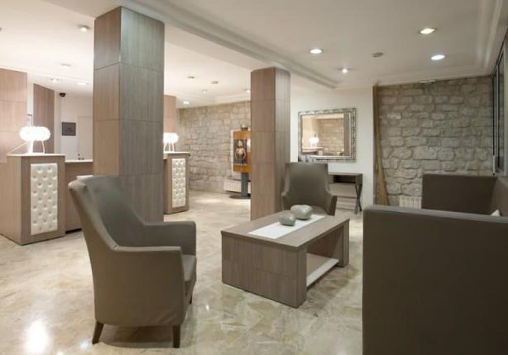 Hotel Lebron Париж Экстерьер фото