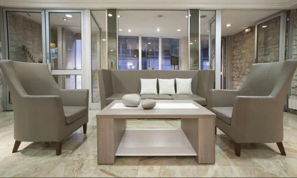 Hotel Lebron Париж Экстерьер фото