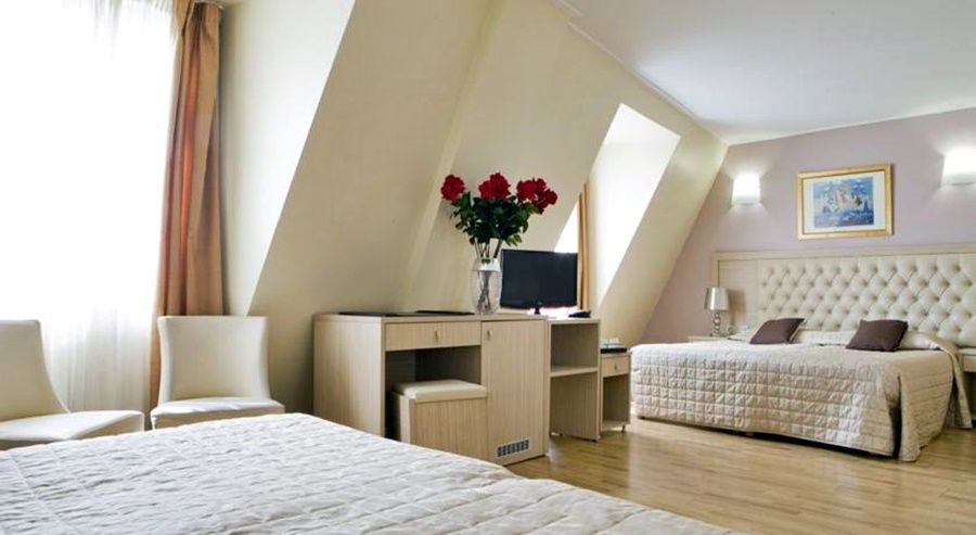 Hotel Lebron Париж Экстерьер фото