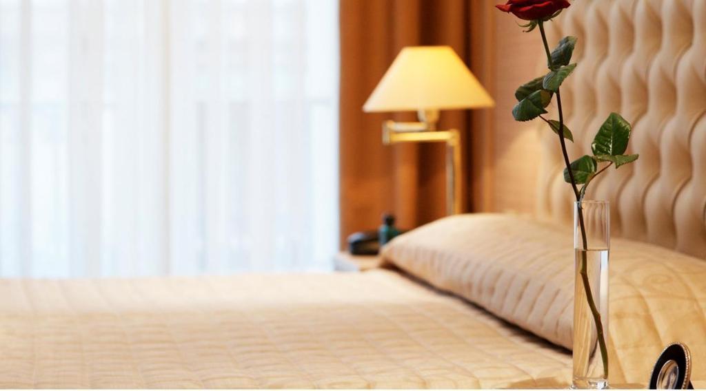 Hotel Lebron Париж Экстерьер фото